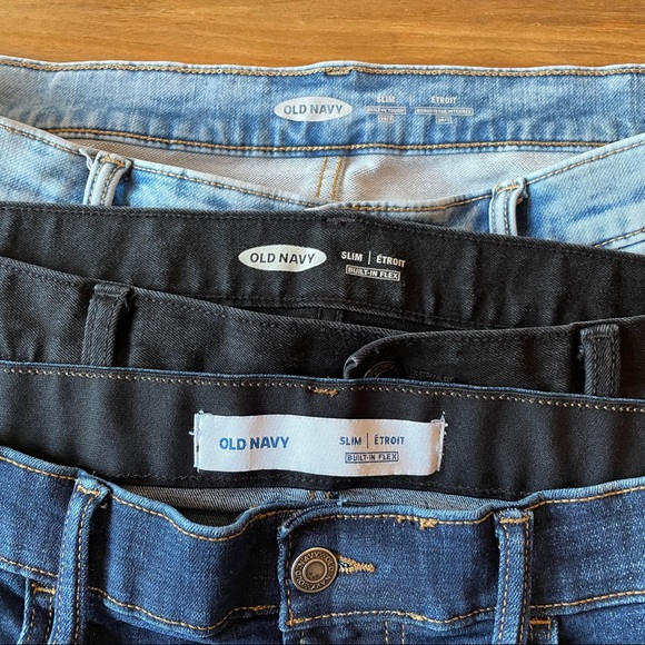 BUNDLE! 3 Pairs of New Condition Jeans! - Picture 7 of 8